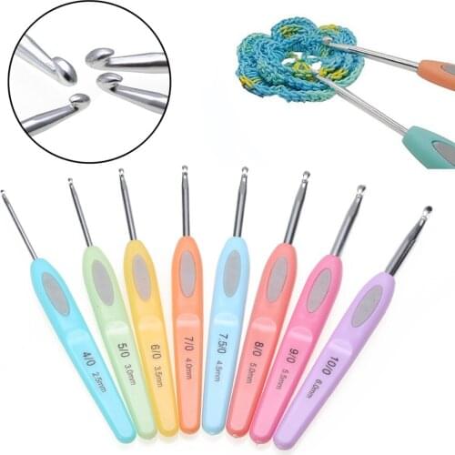8pcs/set Aluminum Crochet Hooks Soft Handle Knitting Needles Set 2.5mm-6mm For Knit DIY Crafts Loom Tool