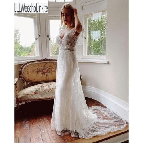 White Lace Short Sleeves Floor-Length Mermaid/Trumpet Wedding Dresses Chapel Train V-Neck Bridal Gowns