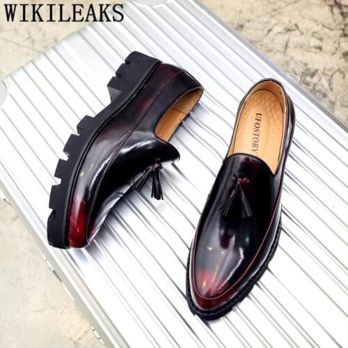 Italian Wedding Shoes Men Formal Coiffeur Loafers Men Dress Shoes Leather Brand Classic Shoes Men Elegant Sepatu Slip On Pria
