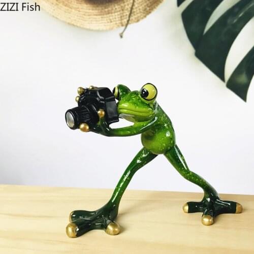 Creative Resin Animal Model Festival Frog Cute Decoration Office Photography Studio Photo Frog Decor Birthday Gift Home Decor