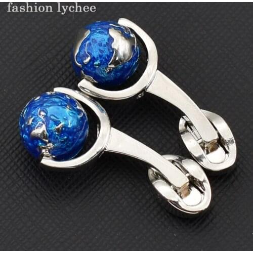 Fashion lychee 1 Pair Creative Design Movable Earth Cufflinks Mens Suit Casual Cuff Clips Jewelry Accessories