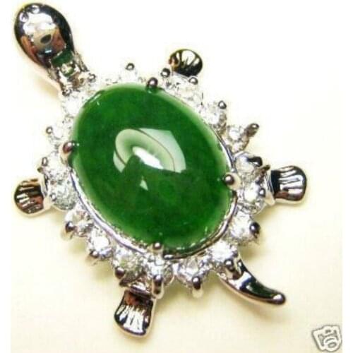 Fine green jades long life Tortoise pendant
