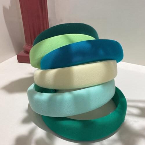 Hair Band Solid Color Fabric Sponge Hairpin Korean Retro Fashionable Texture Headband Shows White Outer Decoration