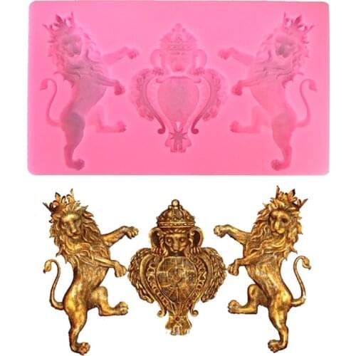 Vintage Lion Shape DIY Handmade Silicone Fondant Mold Exquisite Flower Chocolate Sugar Craft Paste Mold DIY Candle Resi