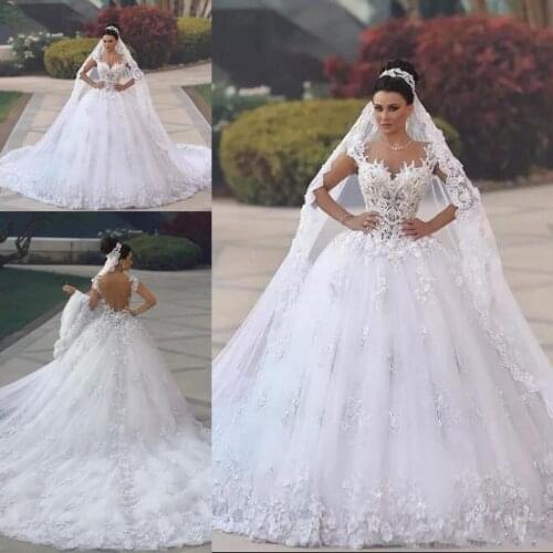 Middle East Arabic Ball Gown Wedding Dresses Cap Sleeves Sweetheart Backless Vintage Lace Appliques Princess 2021 Bridal Gowns