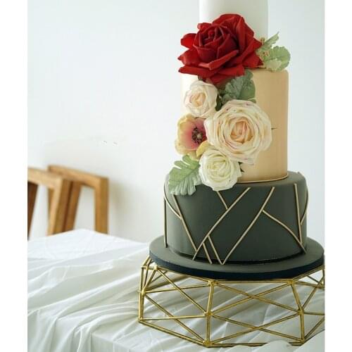 Wedding Cake Display Stand Dessert Tray Retro Finishing Golden Color