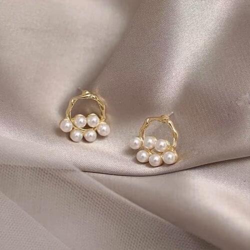 Fashion Bohemian Simulated Pearl Earrings for Women Trendy Big Circle Flower Statement Hoop Earring Boho Ear Jewelry