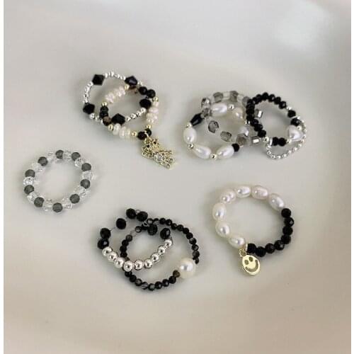 Origin Summer Textured Black Beaded Freshwater Pearl Ring for Women Rhinestone Bear Smile Face Index Finger Ring Jewellery