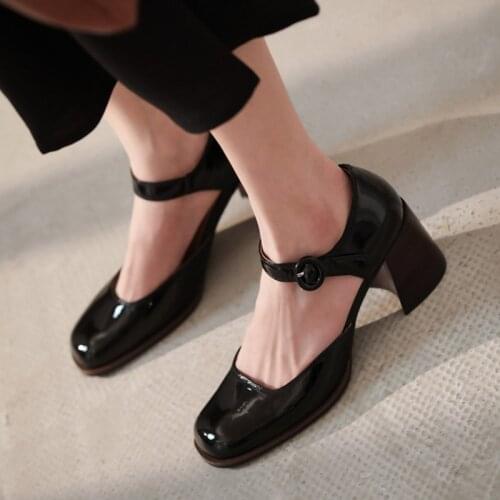 Woman High Heels Mary Janes Shoes Patent Leather Dress Shoe Square Heel Pumps Ol Office Lady Shoe Square Toe zapatos mujer 9054L