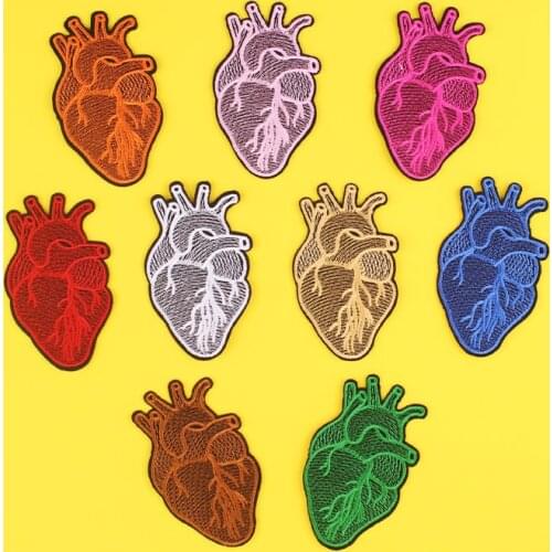 Colorful Heart Stripe Embroidered Patches For Clothing Punk Heart Iron On Patches On Clothes Jacket Apparel Applique DIY Sticker