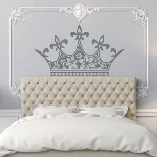 Crown Headboard Wall Decal Girl Baby Princess Decor Vinyl Sticker Decals Nursery Baby Room Bedroom Home Decor Art Design Z657