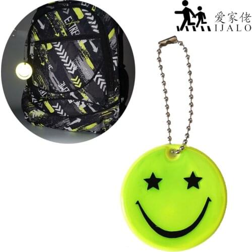 New arrive 5cm Reflective Smiley Keychain Reflective Cartoon Smile face Key ring Personality Accessories bag Pendant
