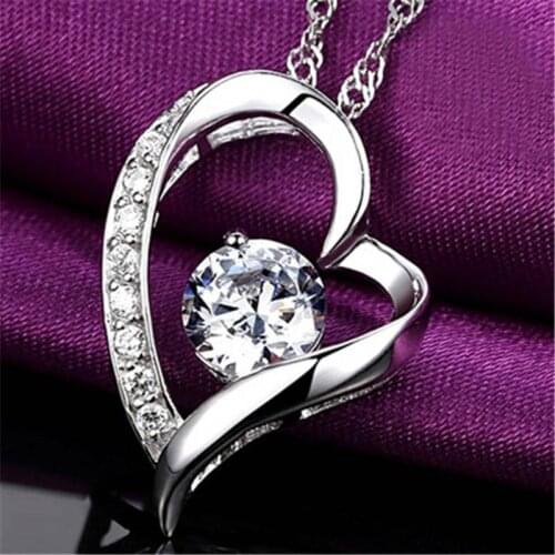 Elegant Women Heart Necklace Crystal Silver Color UK Chain Jewellery Pendant Gift