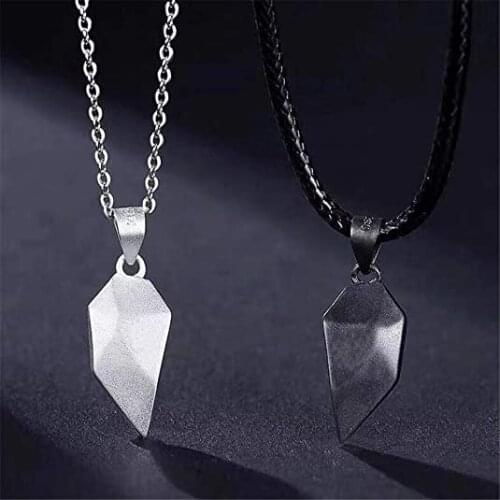 2Pcs Couple Necklace Magnet Suction Wishing Stone Creative Attraction Pendants MenWomen Love for Long Distance Girlfriend Women