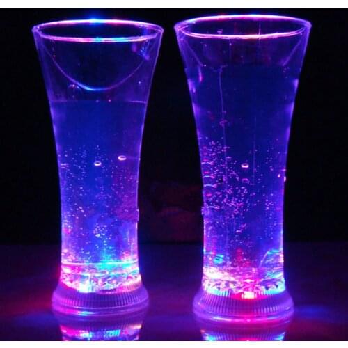 Hot Sale 500ML LED Colorful Glowing Heart Shape Cup Flash Water Luminous Cup For Induction Light Beer Bottle Cool Drink Wine