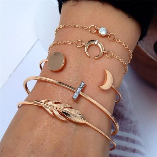 2019 Trendy New Season Hot Sale Moon Cystal Nature Charm Bracelet Set &5Pcs/Set Gold Leaf Letter Open Bangle For Women Jewerly