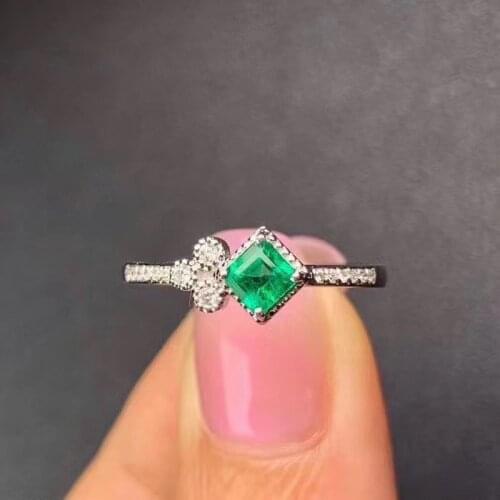 Natural Emerald Ring, Genuine 925 Sterling Silver Ring, Ladies' Engagement Ring, Simple Style of Ring, with Certificate