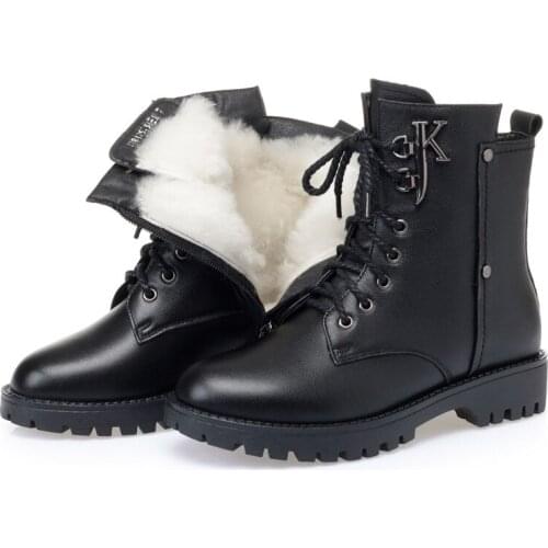 2021 New High-quality Whole Cowhide Winter Martin Boots Warm Shoes Woman Boots Big Size Inside Plush and Wool Snow Boots Black