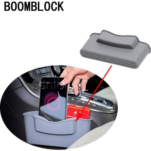 BOOMBLOCK 1pcs Car-styling Phone Holder Carrying Bag For BMW e90 e60 e39 e46 f10 F30 VW Golf 7 passat b6 Peugeot 206 audi a3 a4