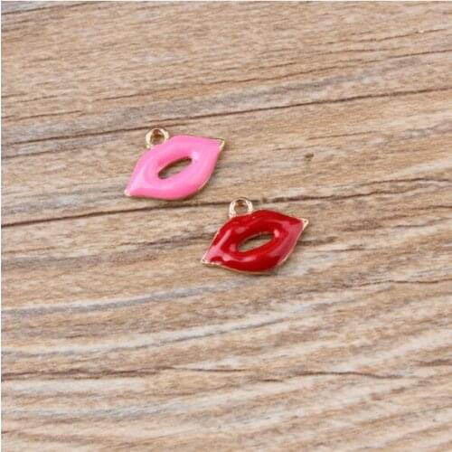 New Style 50pcs/lot Alloy drop oil gold-color Tone Cartoon Sex Lips Shape Metal Charms diy Jewelry Necklace/Bracelet Pendants