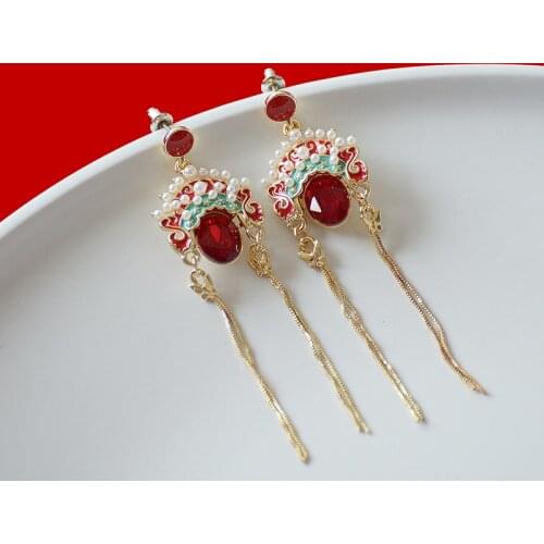 Crystal Peking Opera Mask Dangle Earrings For Women Red Rhinestone Gold Chain Drop Chinese Earrings Ethnic Jewelry Accessories