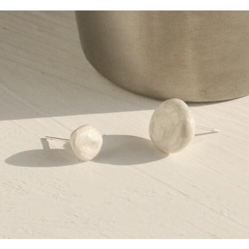 2021 New Irregular Natural Pearl Earrings for Women Pearl Charms Simple Vintage Statement Earrings Gifts Elegant Asymmetric