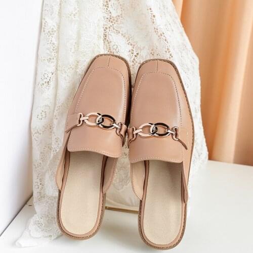 Ladies Slippers Sandals 2021 Gold Chain Slippers Thick-soled Slippers Comfortable Low Heel Casual Slippers Luxury Slippers Women