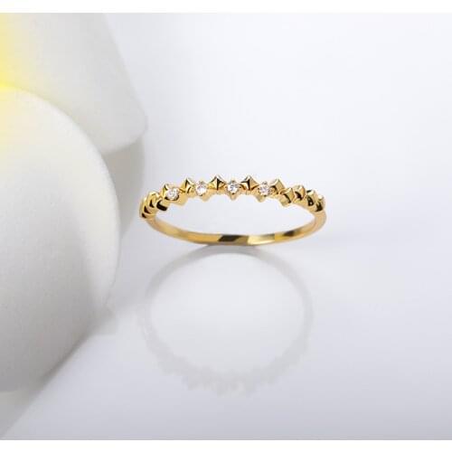 Fashion Star Zircon Ring Simple Crystal Gold Color Finger Ring Romantic Birthday Gift Female Wholesale Jewelry