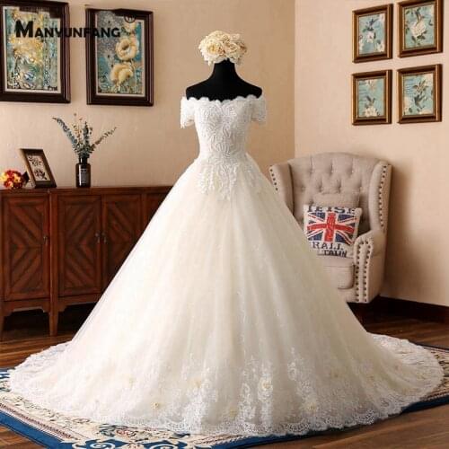 Elegant Off the Shoulder 3D Flowers Cathedral Train Bridal Ball Gown Luxury Embroidery Appliques Crystal Lace Up Wedding Dress