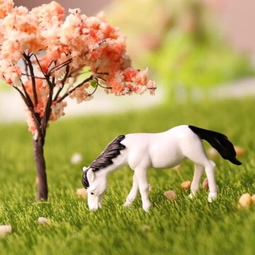 Horse mini ornaments, red horse white horse micro landscape succulent potted ornaments