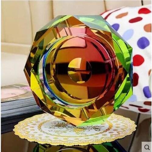 Beautiful American crystal ashtray crafts, home office, restaurant and bar desktop decorations, 15 cm in diameter