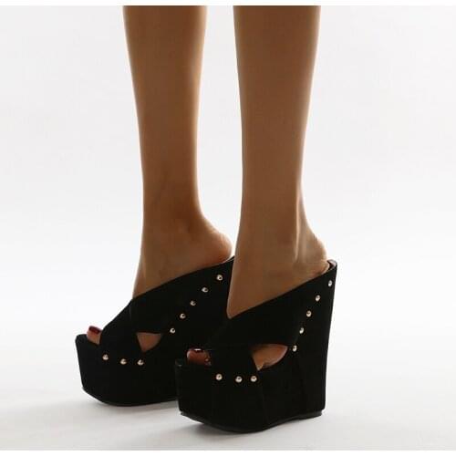 European Style Comfortable Rivet Women Sandals Wedges Heel Sandals Shoes Size 35-42