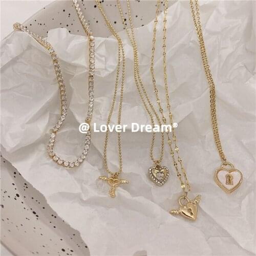 CHOWLEE Gold Pendants