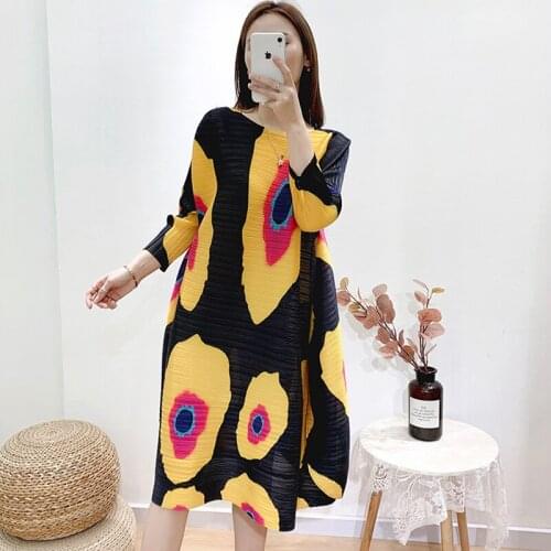 Issey miyake pleated print dress women 2021 autumn plus size ruched dress elegant temperament loose skinny folded casual skirt