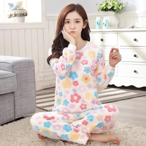 H5704 Women Pajamas Autumn Winter Thick Flannel Warm Long Sleeve Nightwear Girl Coral Fleece Round Collar Home Clothing Suit