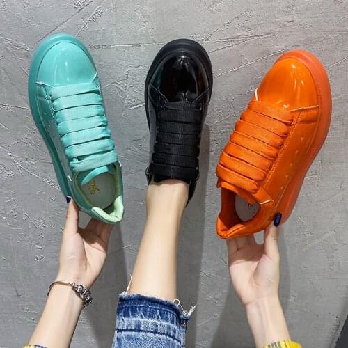 Sports Shoes Lady Round Toe Casual Female Sneakers 2020 Fashion Womens Clogs Platform Patent Leather Ballet Flats Autumn