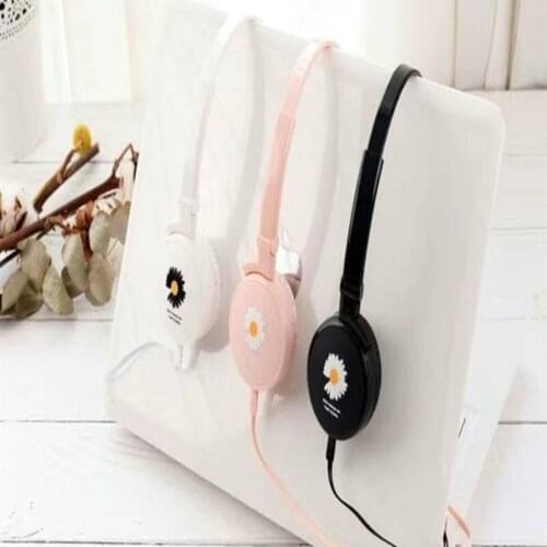 Headphones Korean version cute girl mobile phone computer student headset cord vivo Huawei OPPO Apple Universal