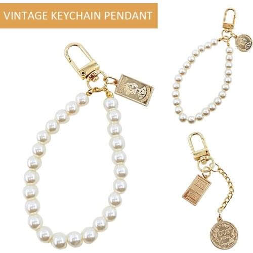 Pearl Keychain Creative Small Gift Ins Metal Key Ring Round Bag Pendant Retro Beauty Head Key For Girlfriend Fashion Accessories