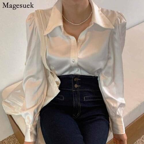 Chic Loose Satin Elegant Korean Shirt Bubble Sleeve Button Lapel Women Shirt Tops White New Women Blouse Blusas Mujer 12635