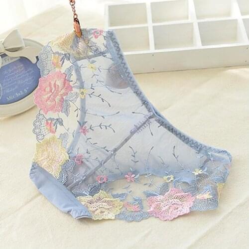 New Fashion Sexy Embroidery Panties Underwear Comfortable Nylon Women Briefs Sexy Low-Rise Briefs Summer Breathable Lace Panties