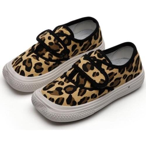 Tang Far Childrens' Shoes