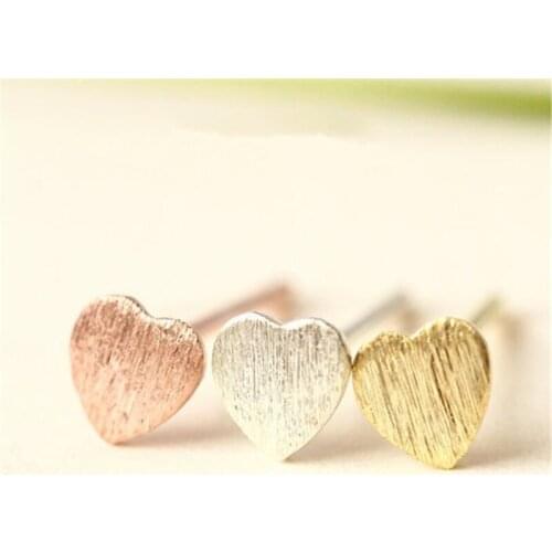 Hot Selling Stud Earrings Tiny Sweet Heart Shaped Studs Earrings For Women Lovely Fashion Earring Jewelry