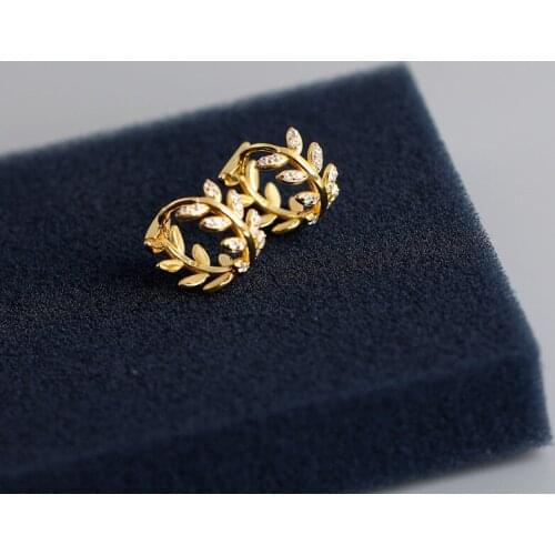 Hot Sale Leaf Filled Zircon Womens Hoop Earrings Simple Fashion Beautiful Jewelry Valentines Day Gift Ears