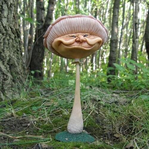 Miniature Happy Mushrooms For Garden Yard Lawn Ornament Fairy Garden Funny Face Mushroom Statue Decoration Resin Crafts