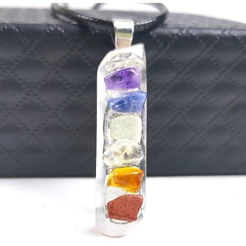 30-40mm Natural Crystal Agate Seven Chakra Stone Pendant Colorful Irregular Energy Crystal Pillar Necklace New Fashion