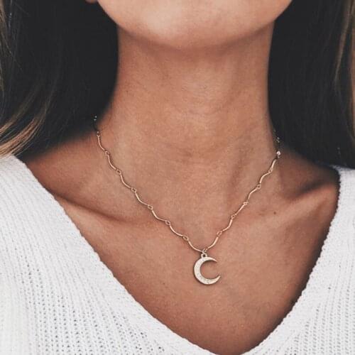 Simple Vintage Rhinestone Crescent Moon Pendant Necklaces for Women Fashion Chains Clavicle Necklace Jewelry YN529