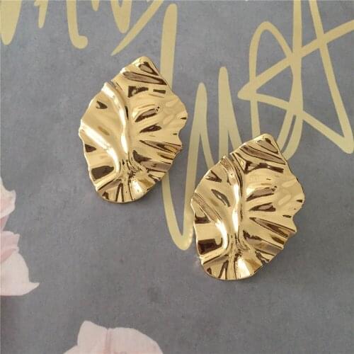 Simple Design European Style Drop Earrings Gold Color Crease Surface Leaf Shape Drop Earrings for Women Pary Jewelry