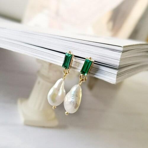 Shamir Baroque Pearl Drop Earrings for Women Geometric Genuine Freshwater Pearl Earrings Green Crystal Drop Earrings
