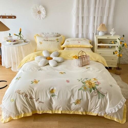 Soft Breathable Washed Cotton Flowers Embroidery Princess Bedding Set Duvet Cover Quilt Cover Set Bed Comforter Set Bed Linen