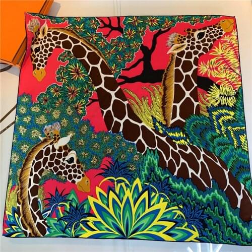 90cm Giraffe Print Twill Silk Rolled Square Scarf Women Shawl Brand Hijab Scarf Design Bandana Hand Curled Hem Head Scarves